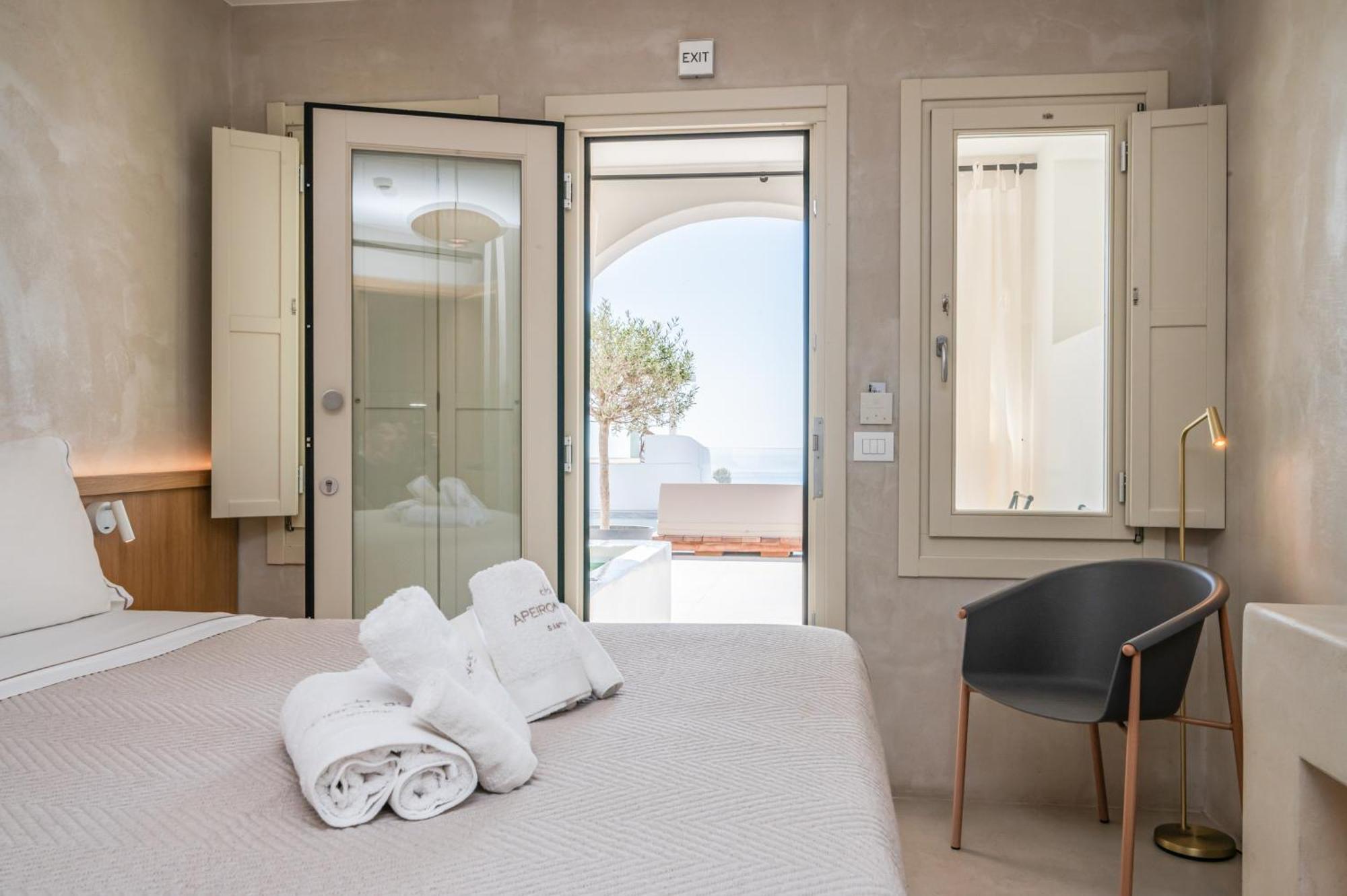 Apeiron Blue Santorini - Sustainable Adults Only 14 Plus Fira  Zimmer foto
